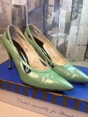 Vintage Mister L for Mandel's of CA Cutout Stiletto Pumps Mint Green 7.5M Box